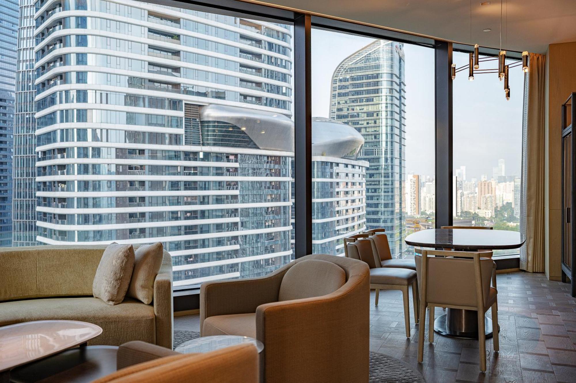 Conrad Shenzhen, The First Art Museum Hotel In Greater Bay Area With The Stunning Bay And Sunset View In The Hotel Terrace Ngoại thất bức ảnh