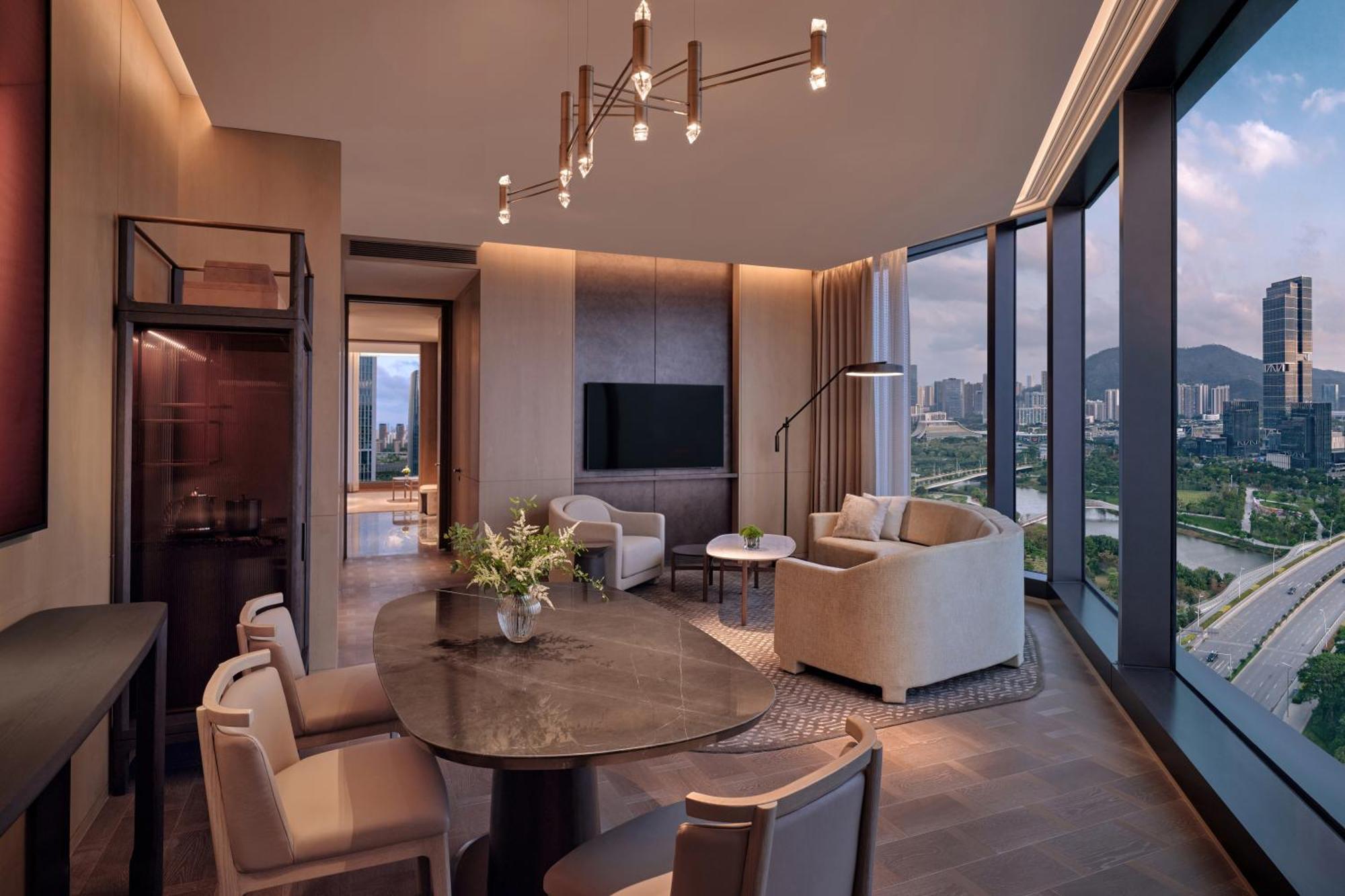 Conrad Shenzhen, The First Art Museum Hotel In Greater Bay Area With The Stunning Bay And Sunset View In The Hotel Terrace Ngoại thất bức ảnh